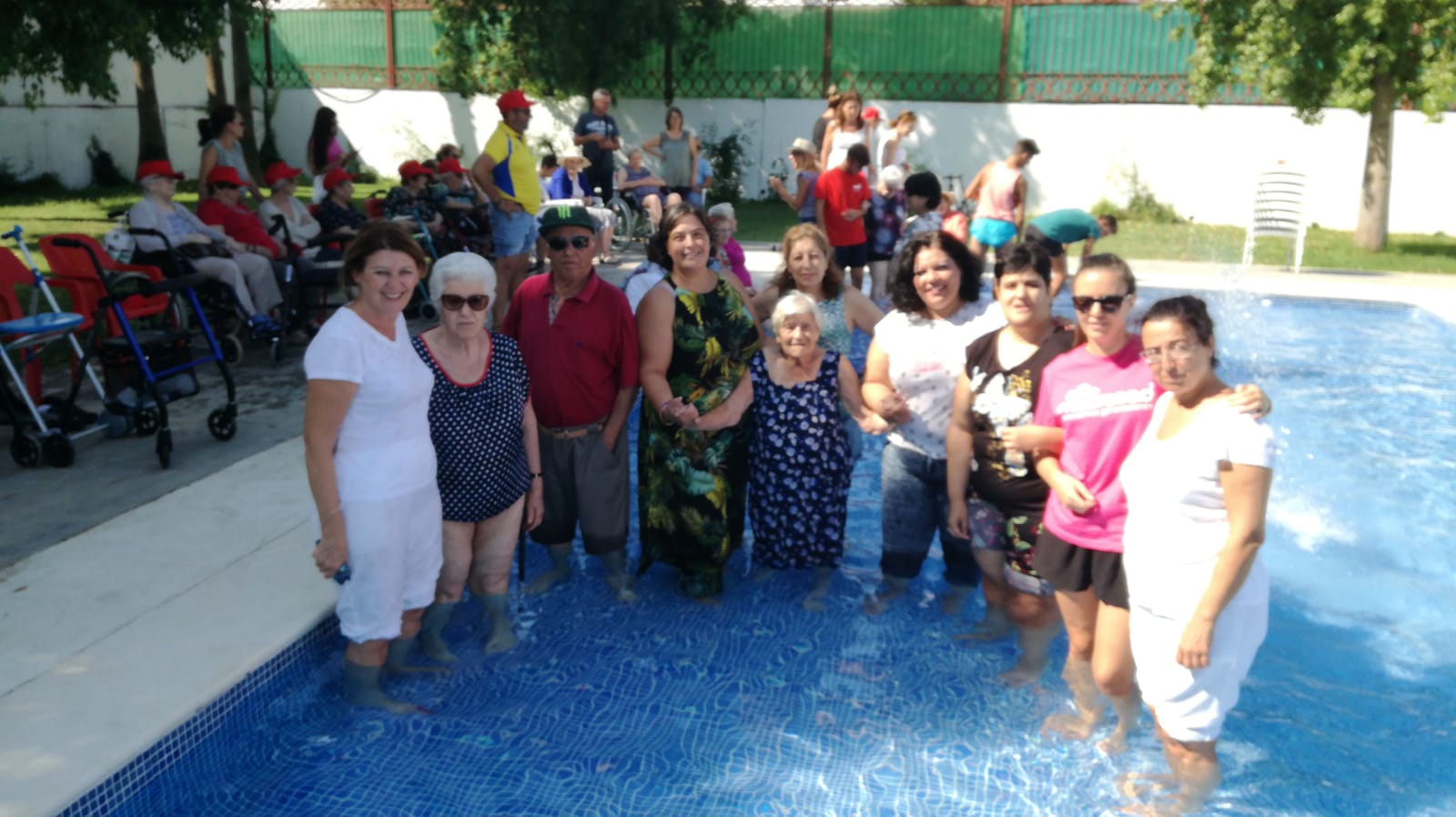 mayores piscina 4 20082019