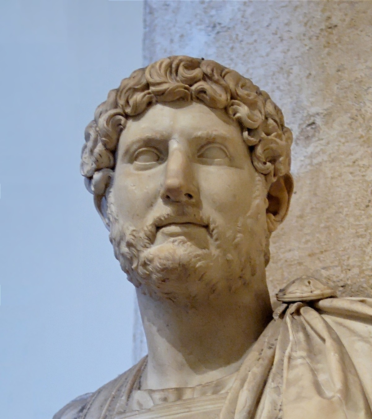 Bust_Hadrian