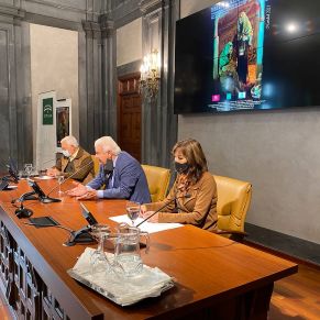 photo5879738068934702891